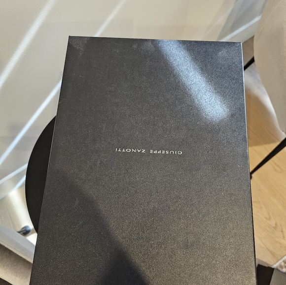 Brand New Giuseppe Zanotti Men Sneaker. US Size  13.5. EU: 47 - Picture 8 of 8